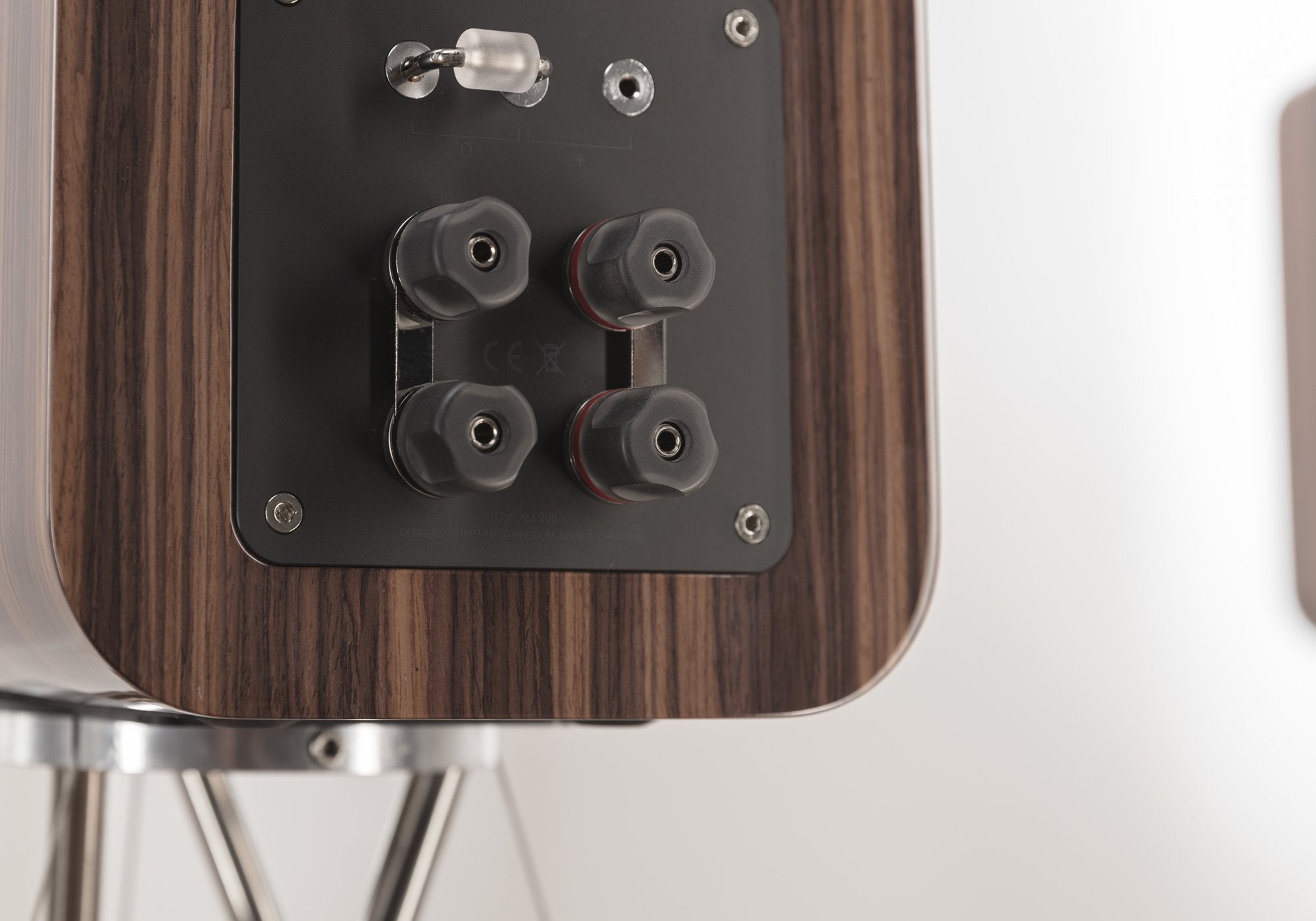 Concept 300 Bookshelf Speaker Pair