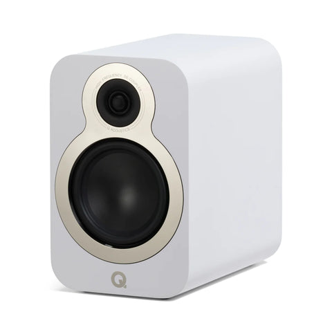 Q acoustics 3030i ホワイト　スピーカー 音響監督 えびな やすのり 機材レビュー - イースタンサウンド