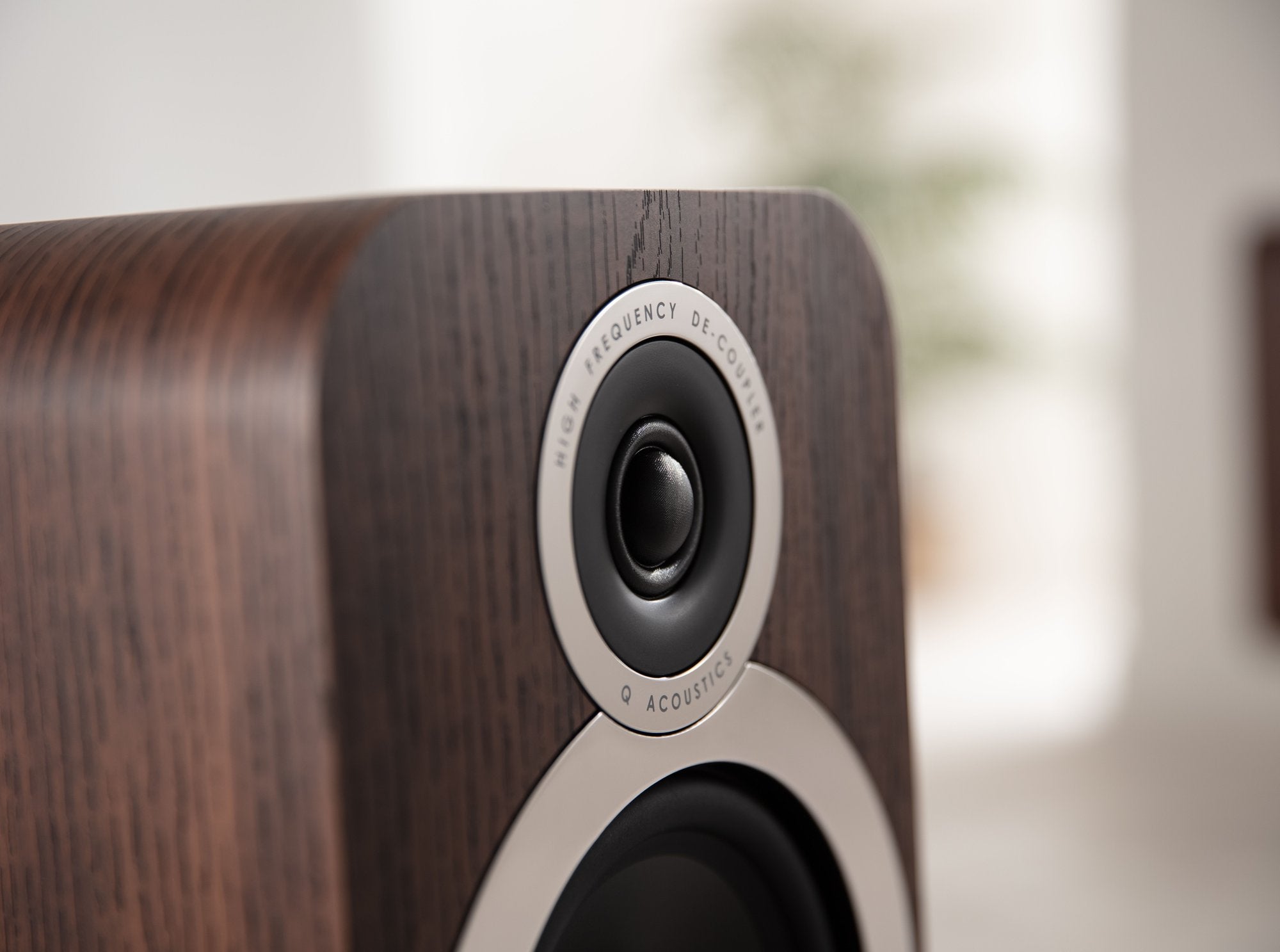 3030i Bookshelf Speaker Pair