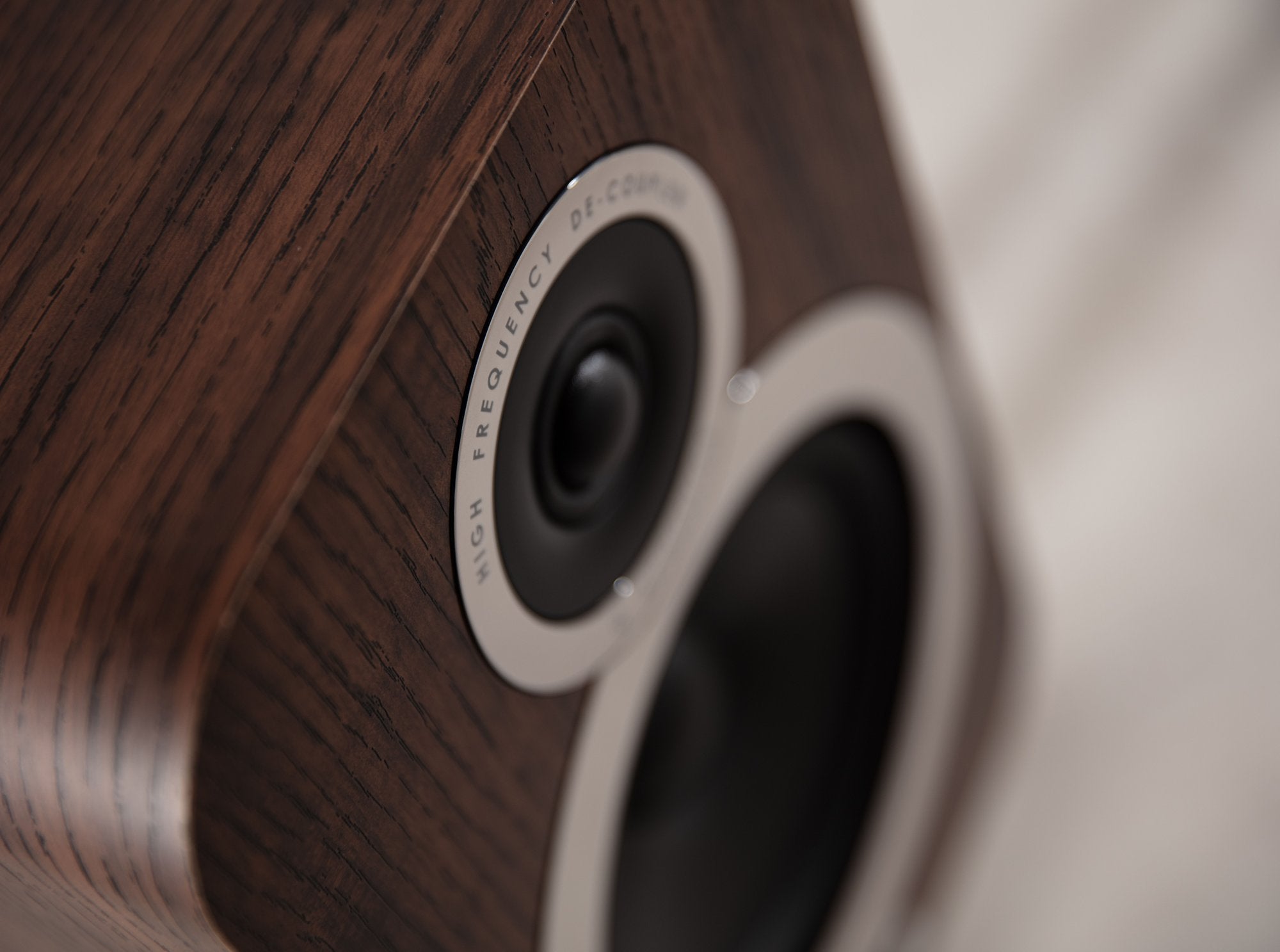 3030i Bookshelf Speaker Pair